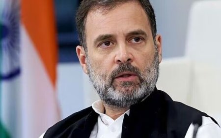 Supreme Court stays Rahul Gandhi's conviction in the 'Modi surname' defamation case, reinstates MP position