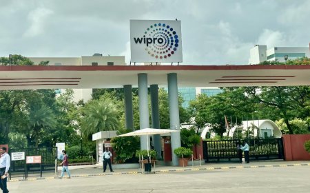 Wipro Q2 Net Profit Surges 21% to ₹3,209 Crore, Announces 1:1 Bonus Share Issue