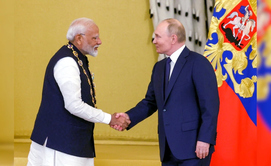 PM Modi Advocates Peaceful Solution to Ukraine Conflict in BRICS Summit Meeting with Putin