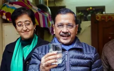 Departments Disown AAP’s Key Schemes Amid Delhi Poll Campaign; Kejriwal Alleges Political Vendetta