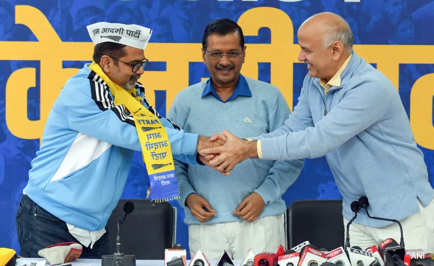 AAP Fields Avadh Ojha From Patparganj, Manish Sisodia to Contest From Jangpura