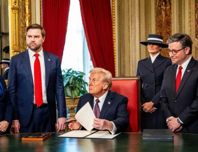 Donald Trump Signs Series of Controversial Executive Orders After Taking Oath as US President, Check the full list